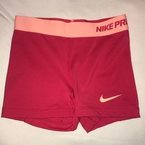 Nike Pro